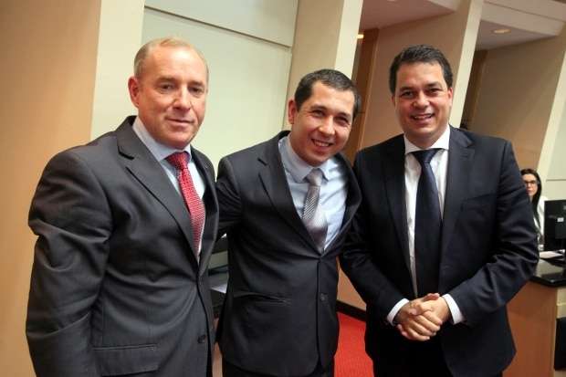 010715 Nikolas Reis EGO 84