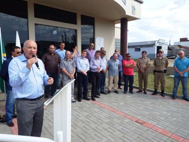 Entrega do Predio da Camara