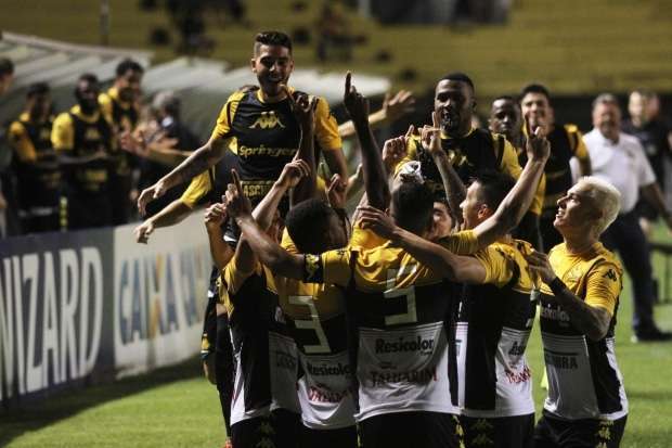 FOTO Resultados da Série A deixam o Criciúma perto da Primeira Liga