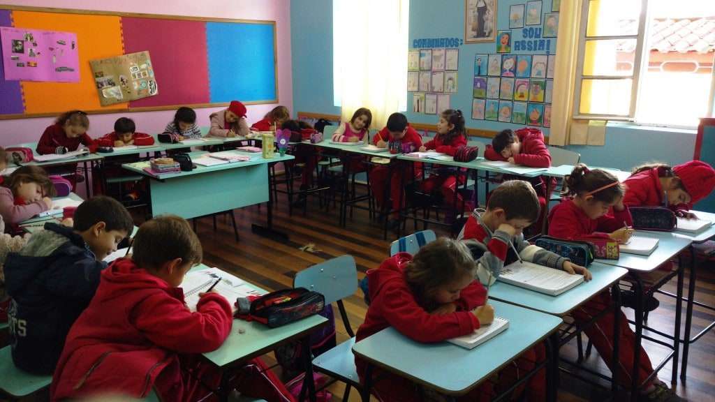 Aulas no 1º ano Colégio Sagrada Família 2