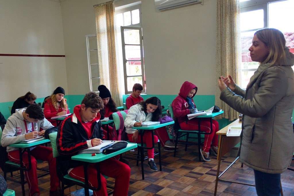 Aulas no 9º ano Colégio Sagrada Família 2