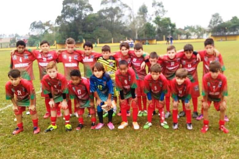 Forquilhinha conquista duas vitórias e um empate na Copa LUD de Futebol de Campo 3 13237877 237393539972979 336699200585975012 n