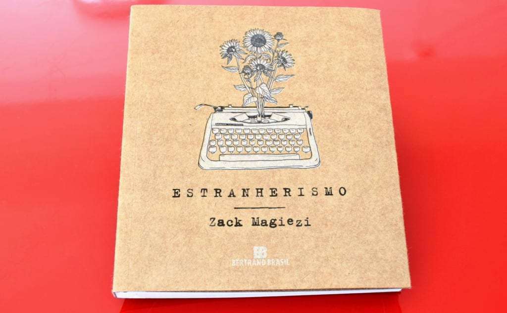 Estranherismo: um livro de envolvente de poesias 7 estranherismo 1