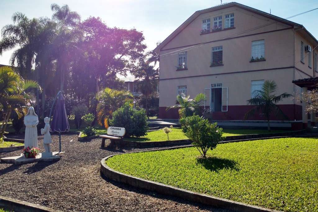 Fachada Colégio Sagrada Família 1