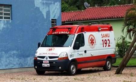 04 11 Ambulância do SAMU