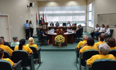 25 11 Sessão para idosos