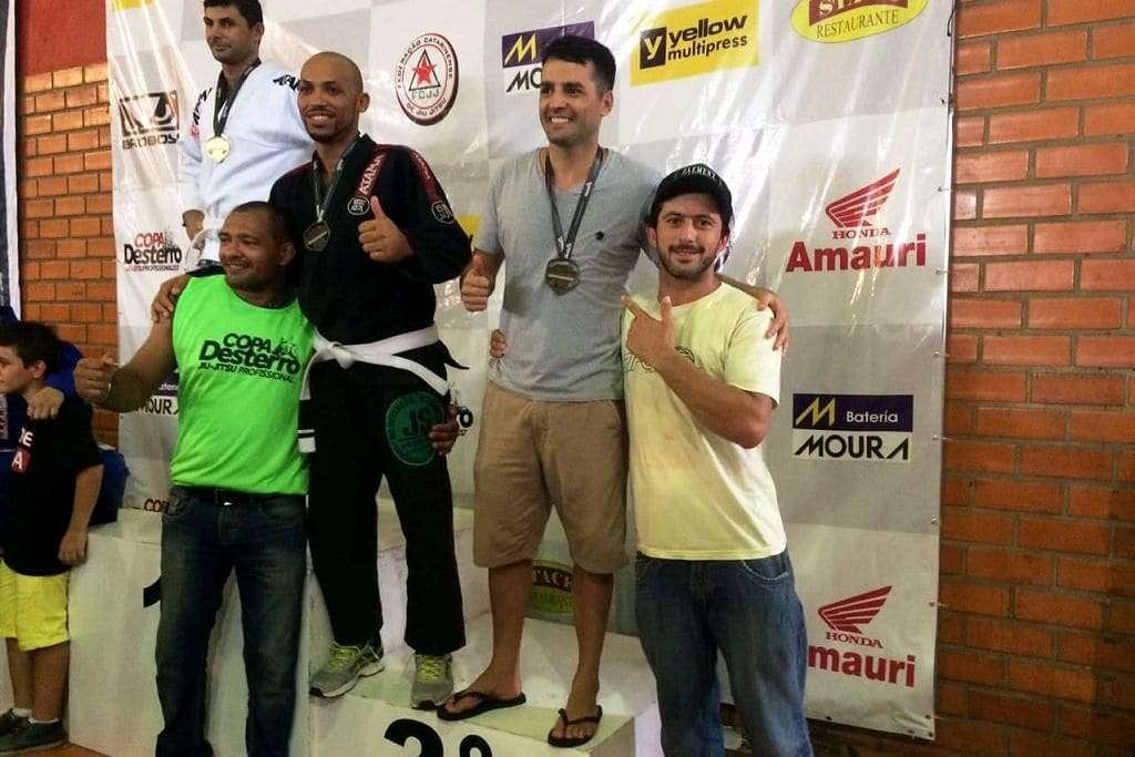 Atletas de Jiu Jitsu de Forquilhinha participam de campeonato 7 Jiu Jitsu 3
