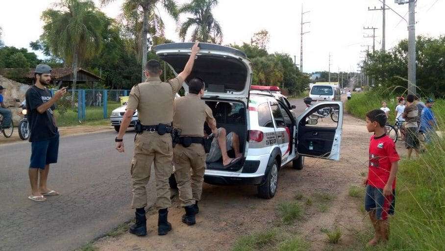 Homem embriagado atropela criança que saía da escola na Santa Cruz 9 1 30 03 1