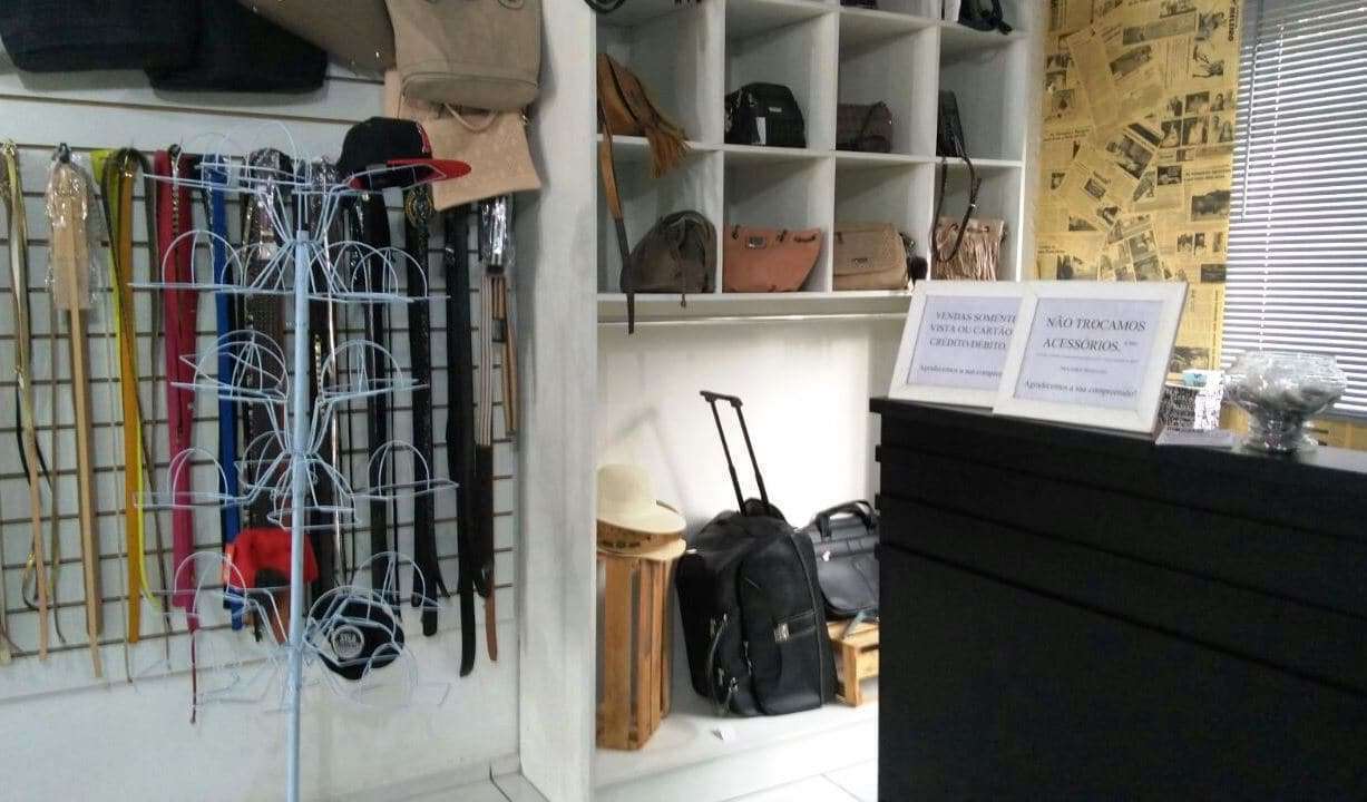 Loja de acessórios é alvo de furto no Centro de Forquilhinha 8 furto de praxe 2