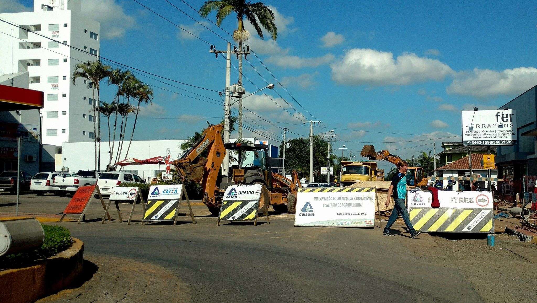 Obras de esgotamento sanitário se aproximam do fim no Centro de Forquilhinha 2 26 05 Esgotamento Sanitário