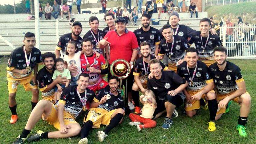 Nova diretoria da Associação Empresarial de Forquilhinha toma posse 9 25 08 Ouro Negro Futebol Clube