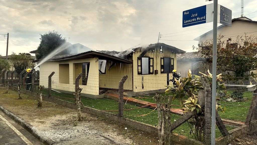 Incêndio Santa Isabel 08 08 2017 11