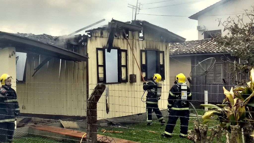 Incêndio Santa Isabel 08 08 2017 12