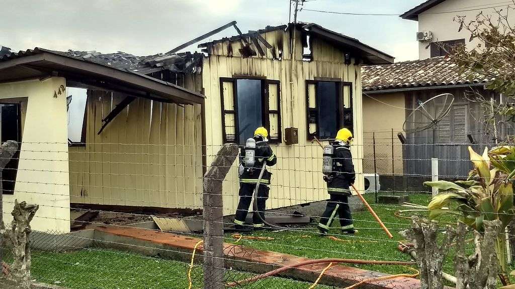 Incêndio Santa Isabel 08 08 2017 14