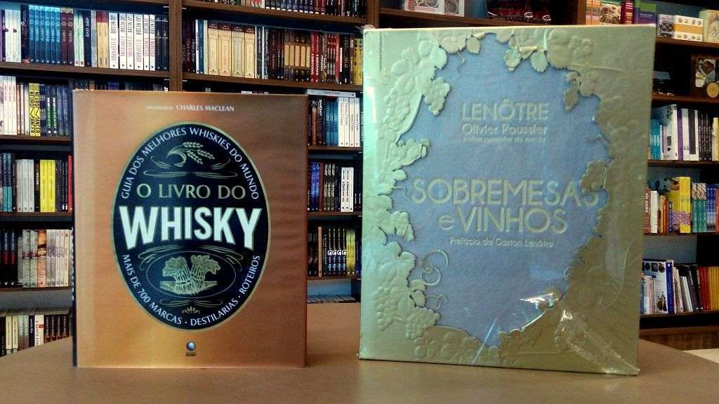 livros vinhos whisky