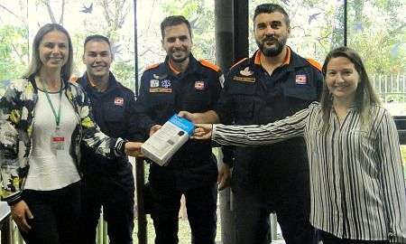 Famcri repassa decibelímetro à Defesa Civil de Criciúma Foto de Divulgação Famcri