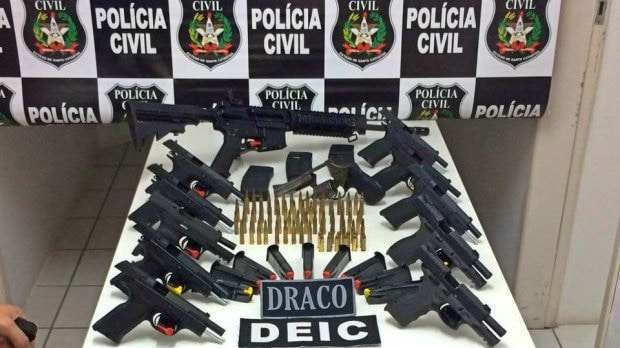 apreensao de armas e municao 20170927 1982781142