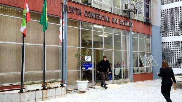 florianopolis junta comercial 20150717 1773278969
