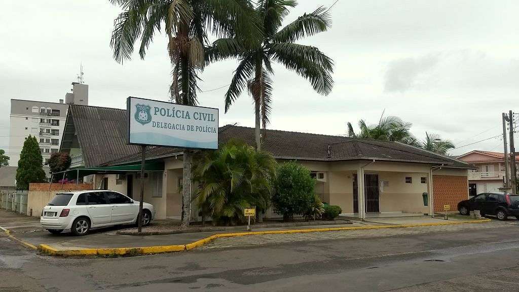 01 12 Delegacia de Polícia Civil