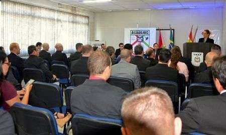 agente penitenciário