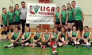 CAMPEÃO INICIANTE LIGA VOLEIBOL 2017