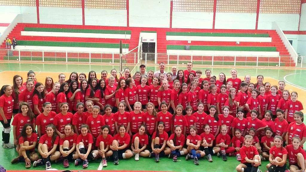 ESCOLINHAS VÔLEI 2017