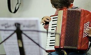 FCClançaeditalparacontrataçãodeprofessoresdeoficinasartístico pedagógicas ArquivoDecom2