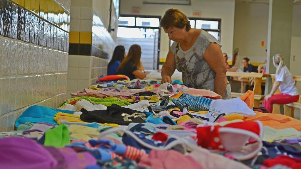 Mayara BazarSolidarioCasaGuido2