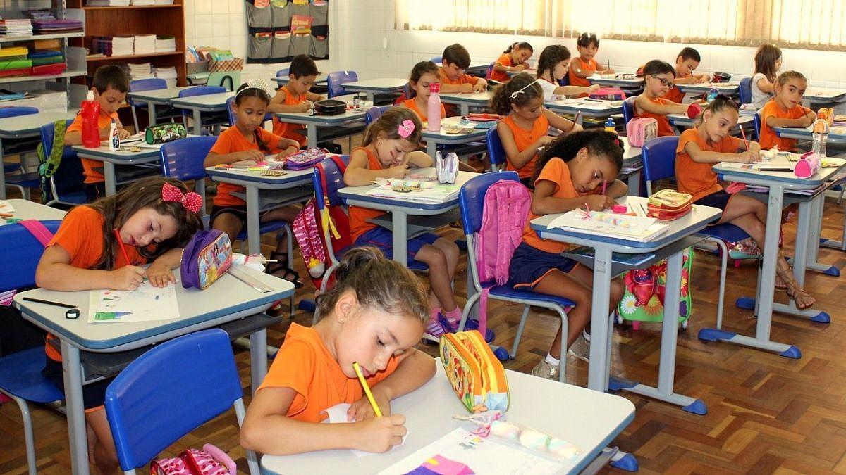 Prefeitura de Criciúma disponibiliza 200 vagas de estágio na Rede Municipal de Ensino Arquivo Decom