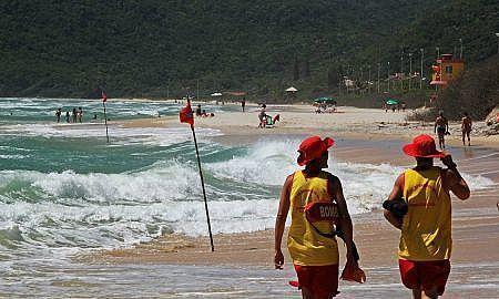 bandeiras dos salva vidas 20171220 1039253628