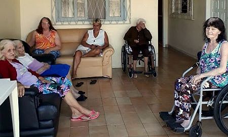 Casa de Repouso Bom Jesus foto Maria Jú lia Grassi e Clara Floriano 3