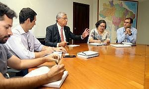 brasilia governador participa de reuniao no ibama 20180301 1039914724