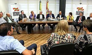 florianopolis ministro oficializa junto ao governador recursos de r 120 milhoes para a saude em santa catarina 20180329 1319818397
