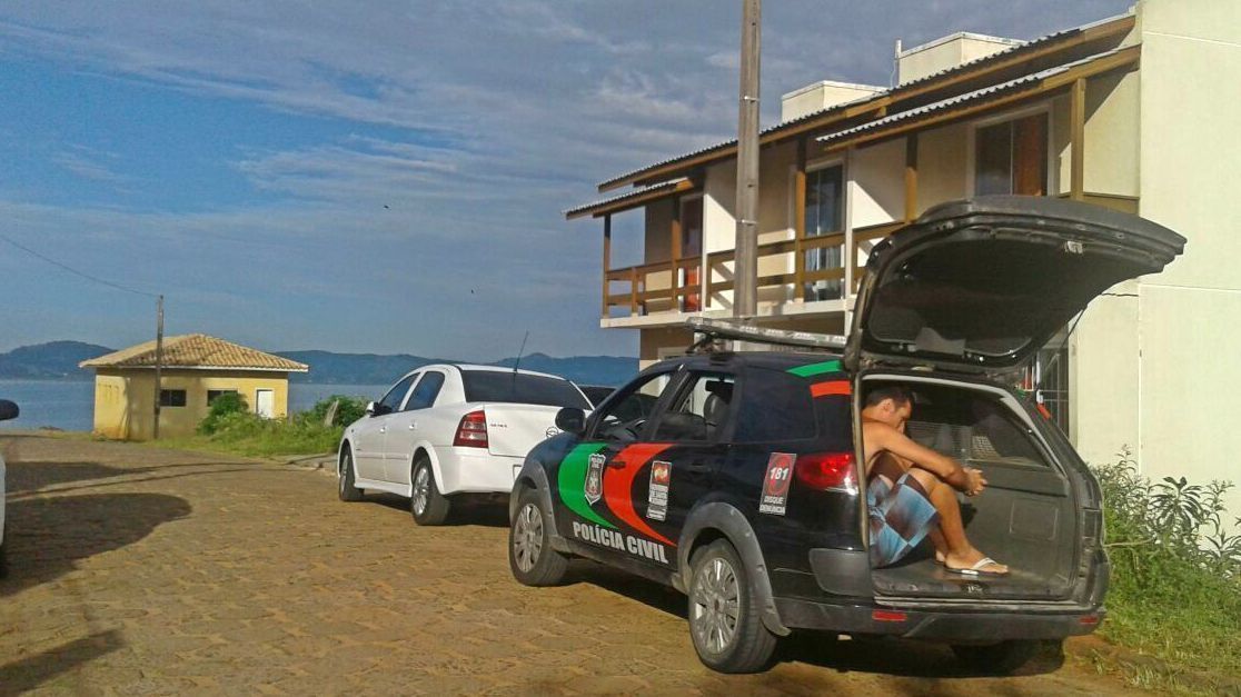 imarui policia civil de imbituba prende traficante de drogas sinteticas que atuava no sul do estado 20180228 1117621804