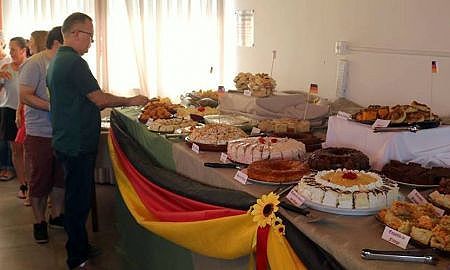 20 04 Café Colonial