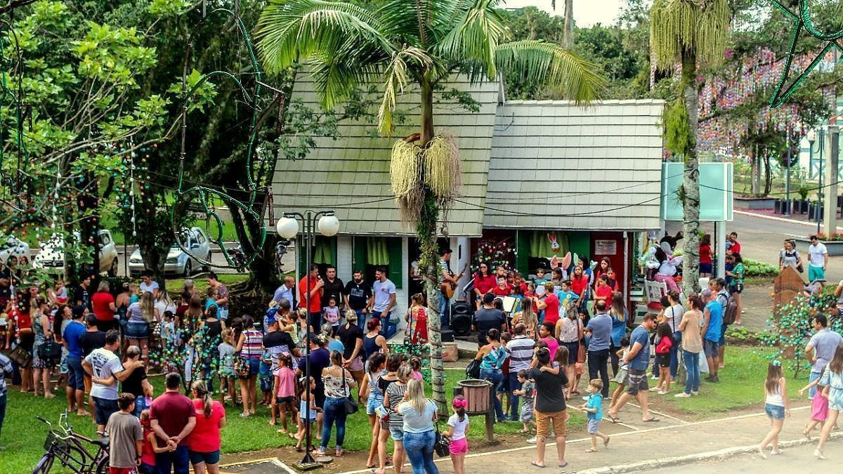 Alegria e diversão marcam o feriadão de Páscoa em Forquilhinha 7 p10
