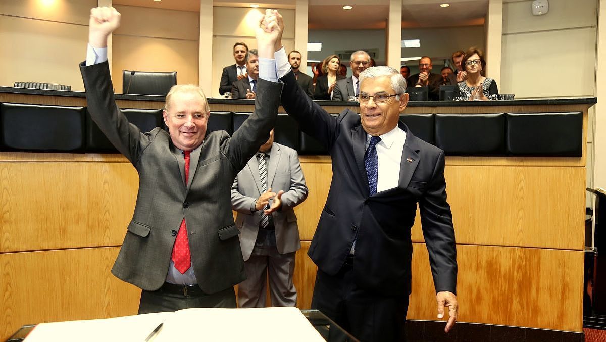 posse do governador eduardo moreira 20180406 1908594710