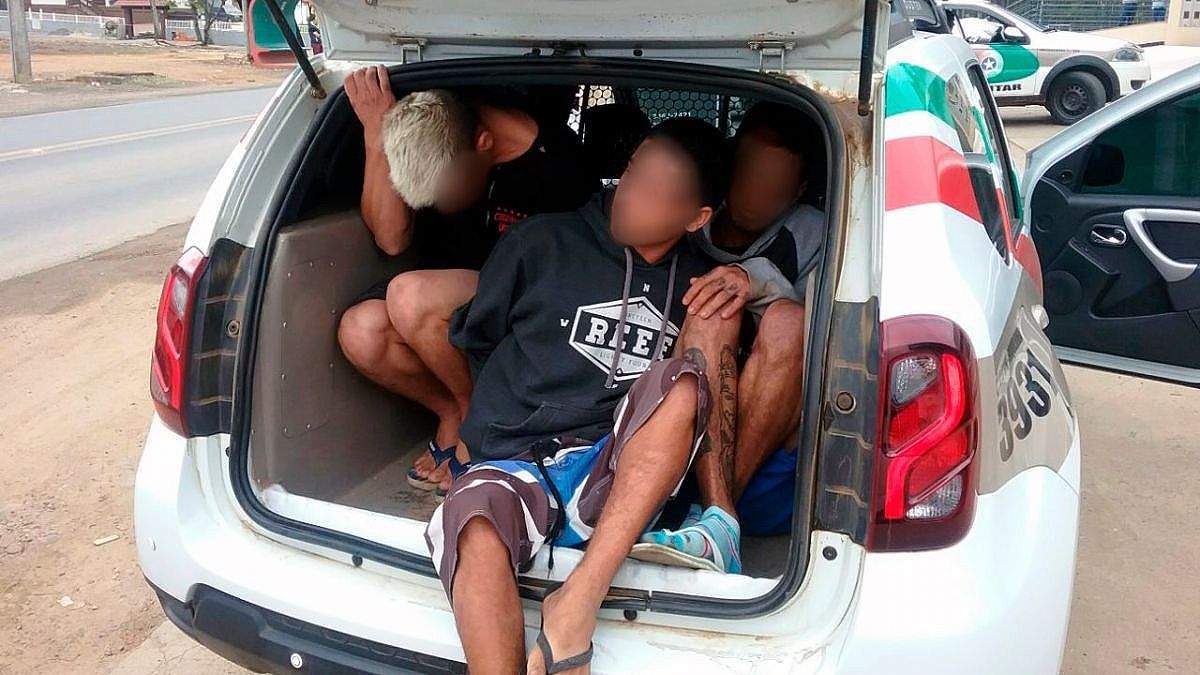 2f7f2a5b d0d0 4d9a 96d3 b438e63aa39f