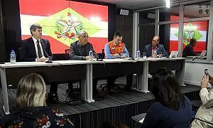governador eduardo pinho moreira e os secretarios de estado concedem entrevista coletiva a imprensa 20180525 2059444108