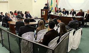 08 06 Parlamento Jovem