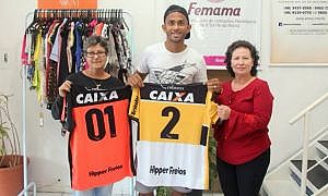 Leilão de camisas do Criciúma