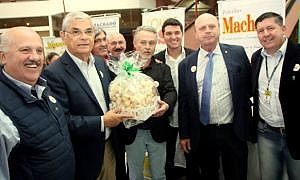 produtores do extremo sul esperam alavancar as vendas com a campanha compre de sc 20180619 1423375291