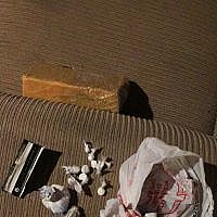 Por foto no Whatsapp, suspeito de assalto é identificado e flagrado com drogas 9 1534558574476