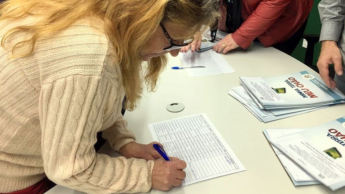 Entrega escrituras Fotos Vivian Sipriano 5