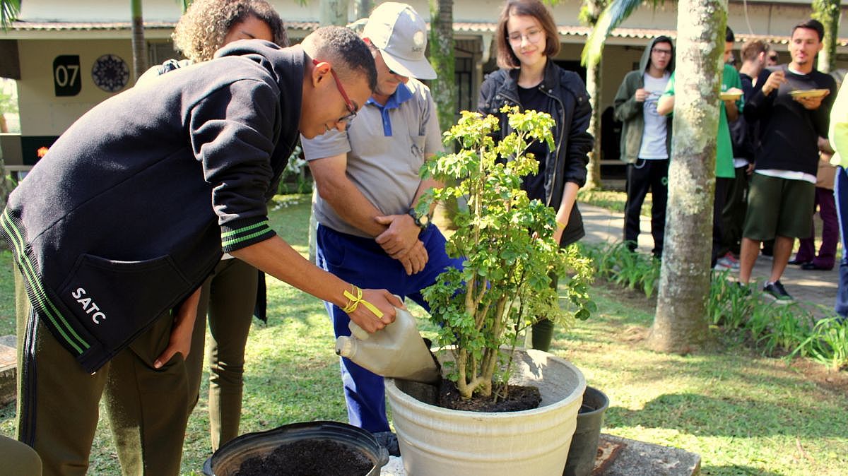 Plantio de Árvore da Felicidade marca ações de valorização à vida 7 IMG 9356