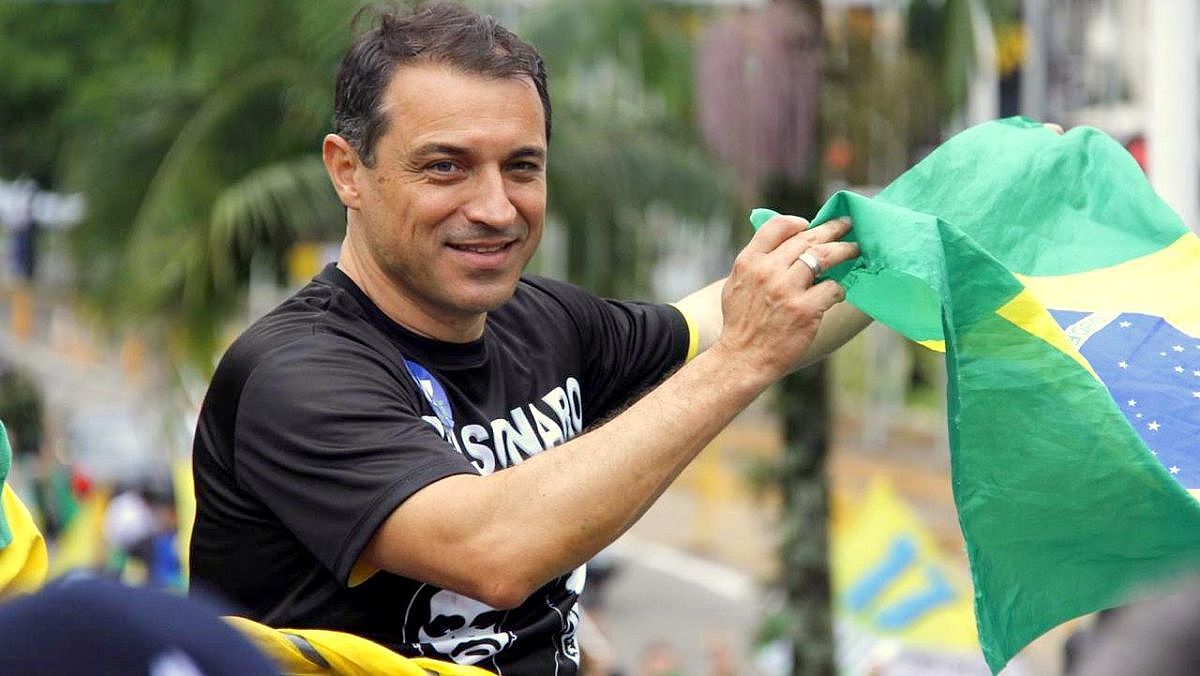 Comandante Moisés 1