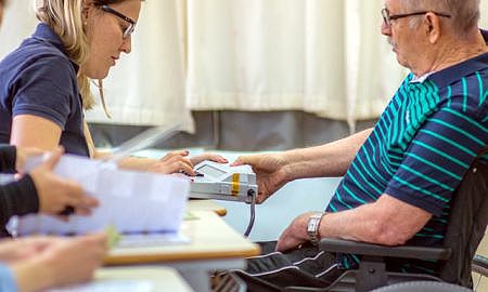 eleitor com deficiencia