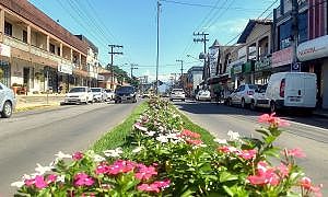 01 02 Avenida 25 de Julho