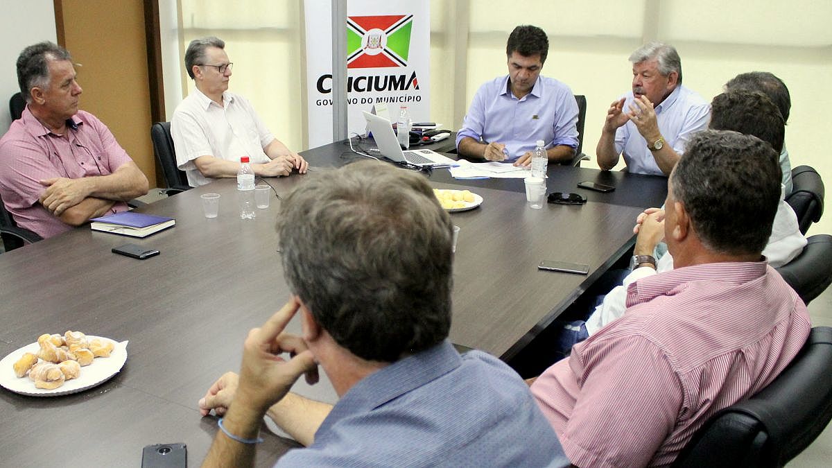 Governo de CriciÃºma rompre contrato com a Aresc Foto de Jhulian Pereira