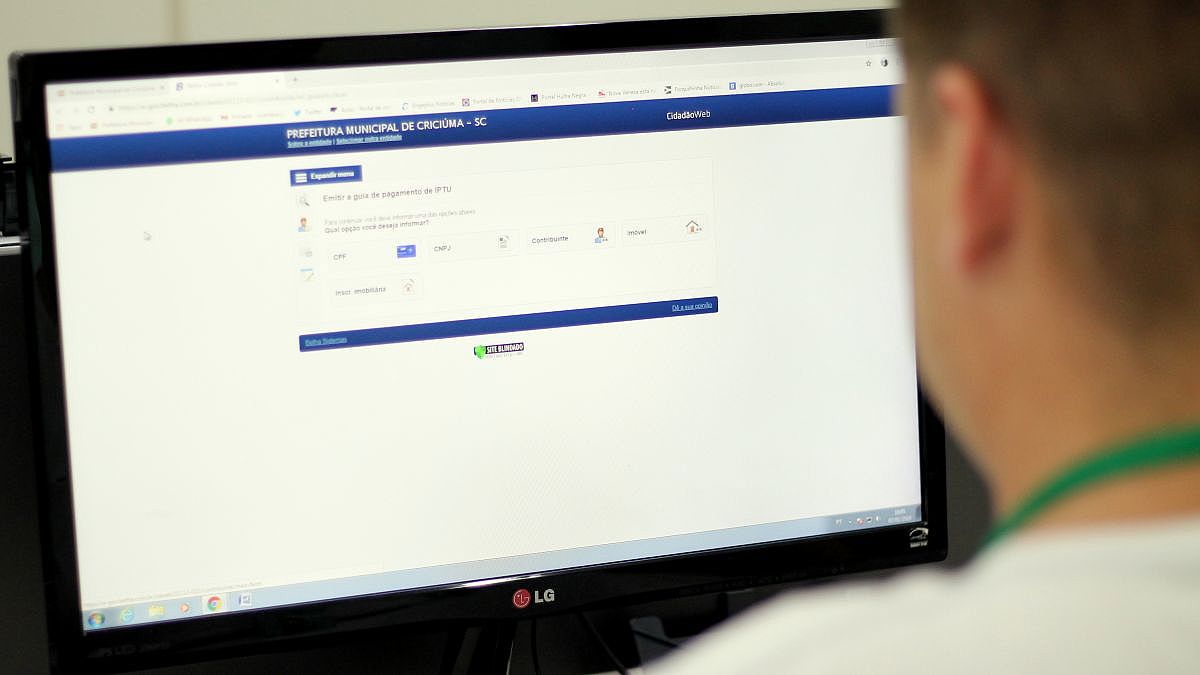 Prefeitura de CriciÃºma inicia emissÃ£o de carnÃªs do IPTU de 2019 Foto de Jhulian Pereira